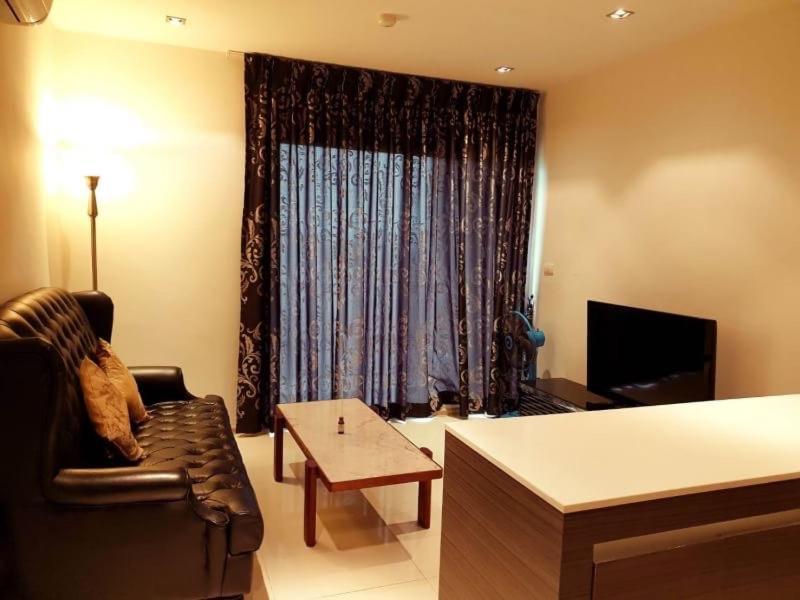 Gallery D Jomtien Екстер'єр фото