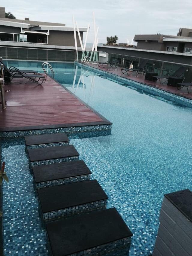 Gallery D Jomtien Екстер'єр фото